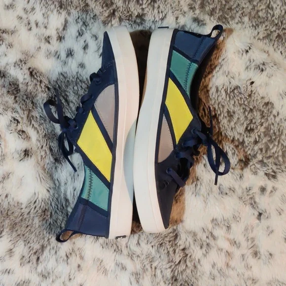 Sperry Crest Vibe Bionic Sneakers - Picture 3 of 8